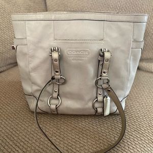 Coach lunch tote purse off white